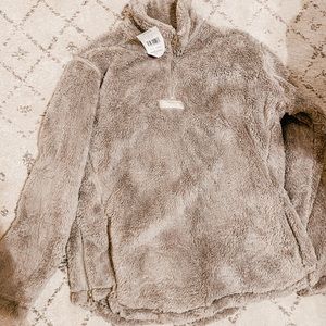 Lauren James Pullover